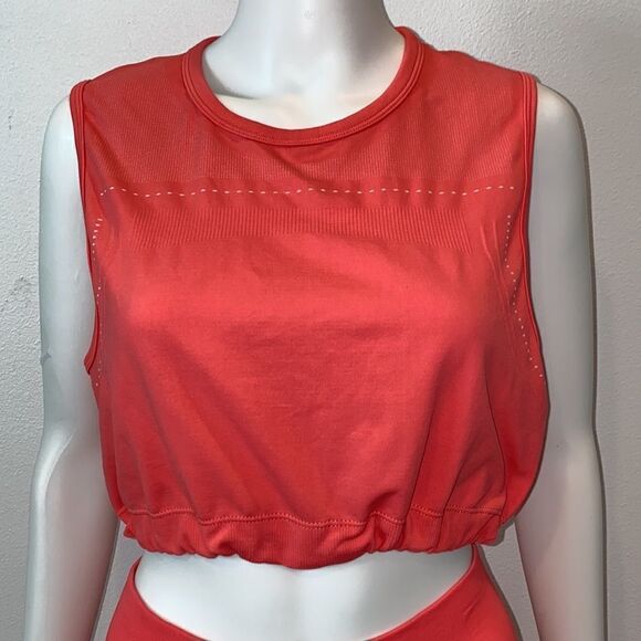 Coral Crop Top And Leggings Top Small Leggings Medium - Picture 7 of 15